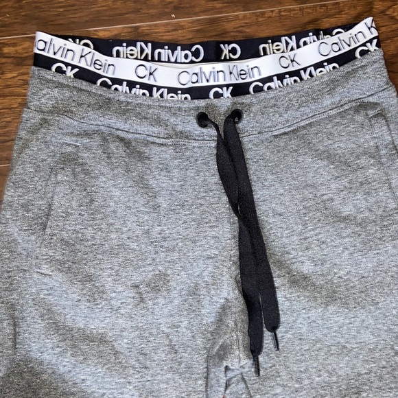 Calvin Klein track pants - Picture 2 of 5